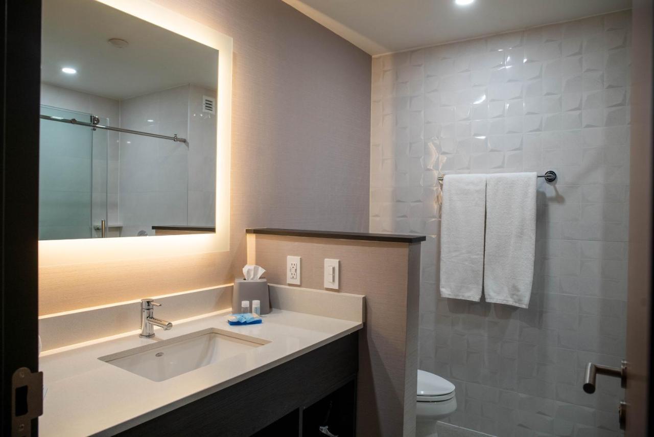 Holiday Inn Express & Suites - Tijuana Otay By Ihg Exterior photo